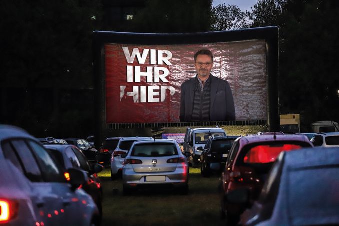 Wir.Ihr.Hier.